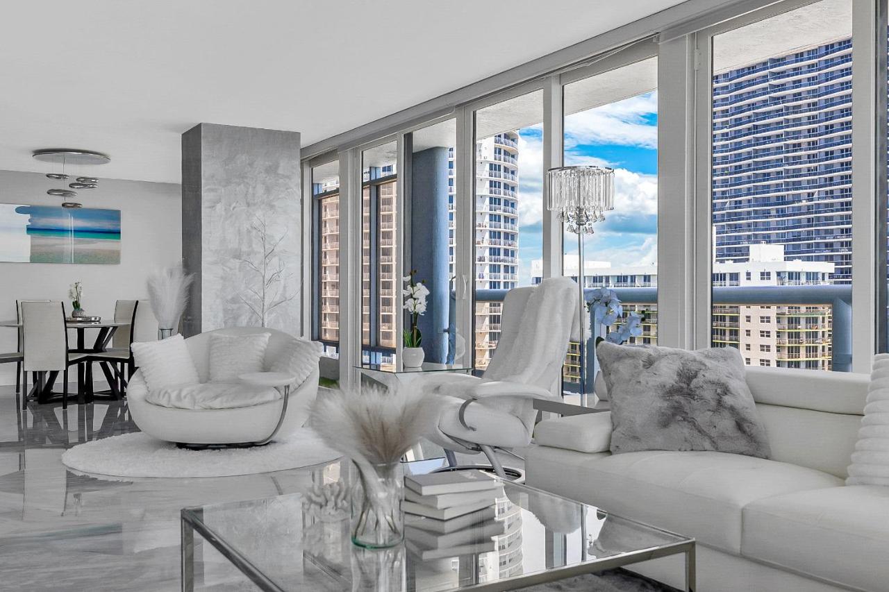 Incredible Waterfront Penthouse With Bay View Apartment Miami Exterior photo